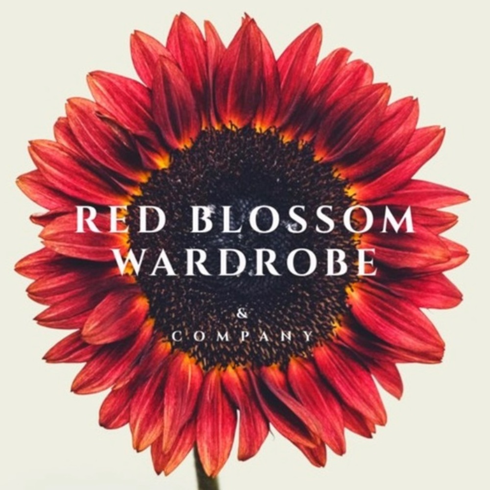Meet your Posher, Red blossom wardrobe